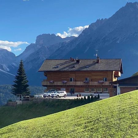 Hotel Almhof San Candido Esterno foto