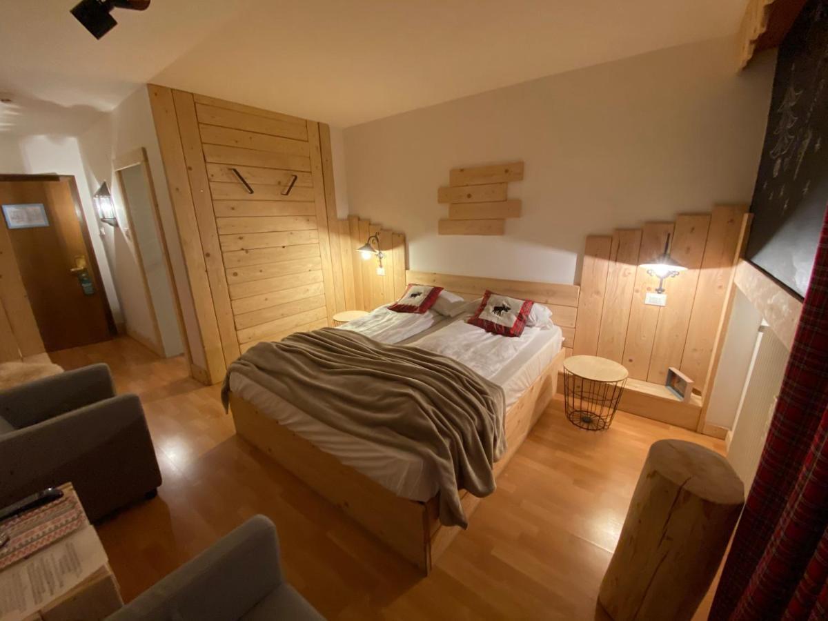Hotel Almhof San Candido Esterno foto
