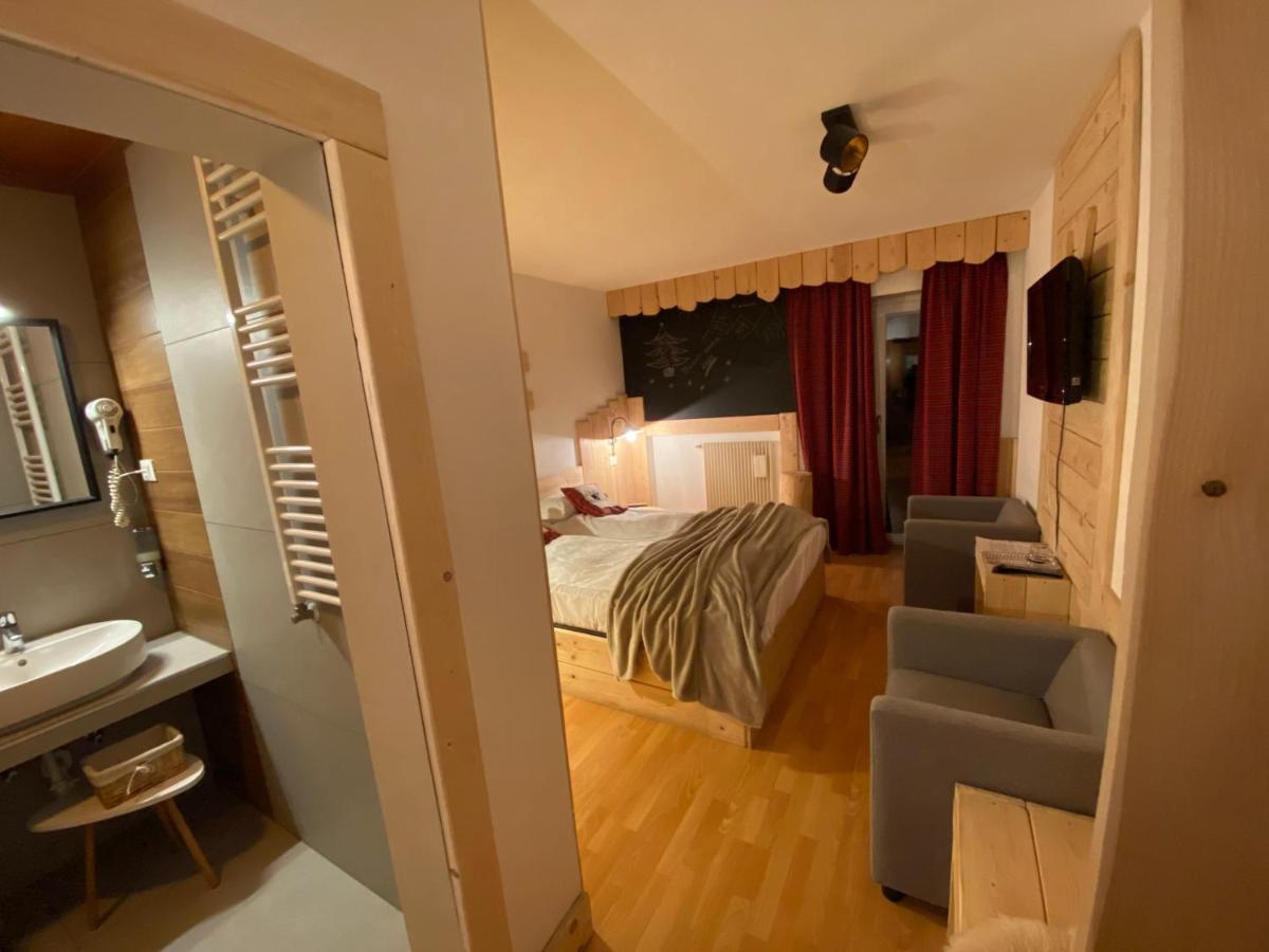 Hotel Almhof San Candido Esterno foto