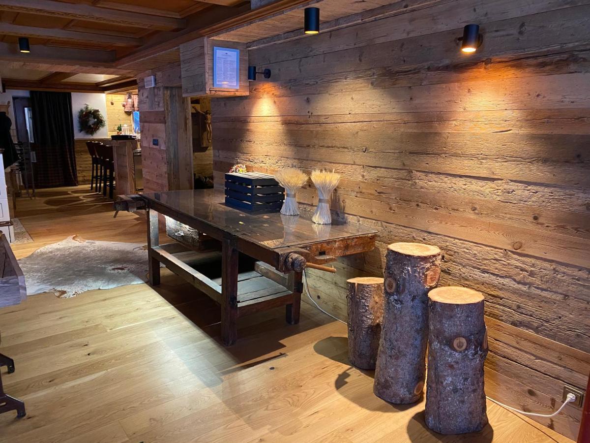 Hotel Almhof San Candido Esterno foto