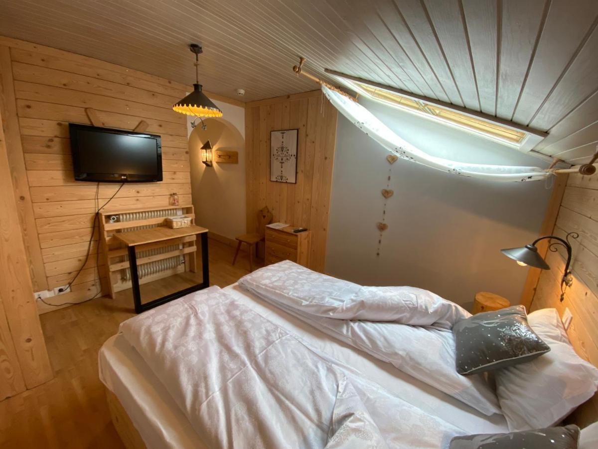 Hotel Almhof San Candido Esterno foto