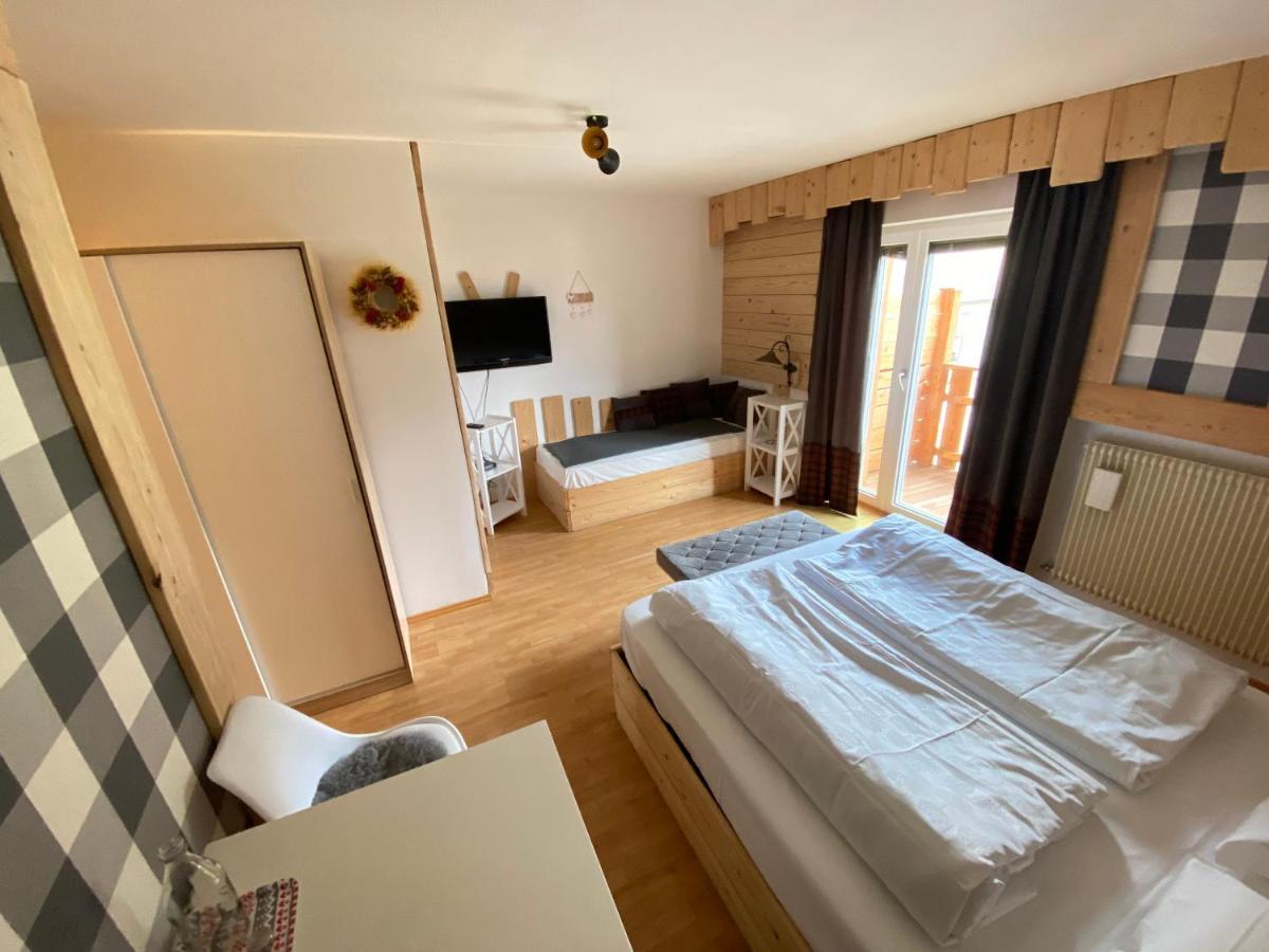 Hotel Almhof San Candido Esterno foto