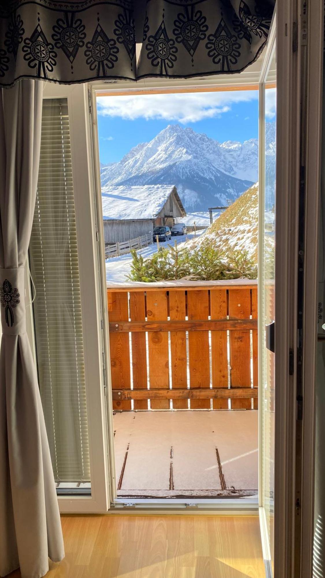 Hotel Almhof San Candido Esterno foto