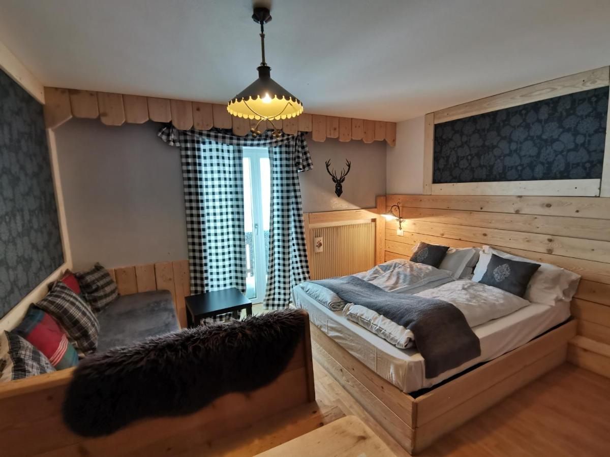 Hotel Almhof San Candido Esterno foto